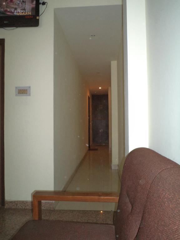 Hotel Umang Лакхнау Экстерьер фото