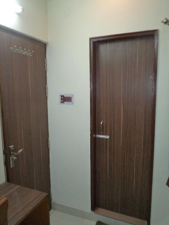 Hotel Umang Лакхнау Номер фото