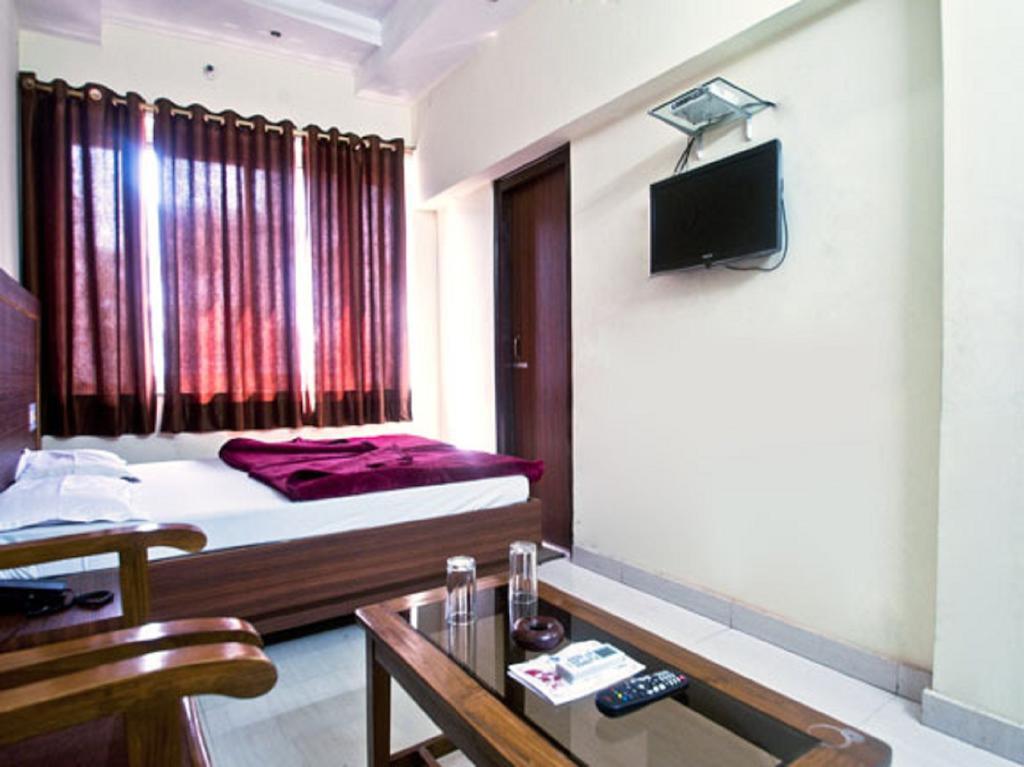 Hotel Umang Лакхнау Экстерьер фото